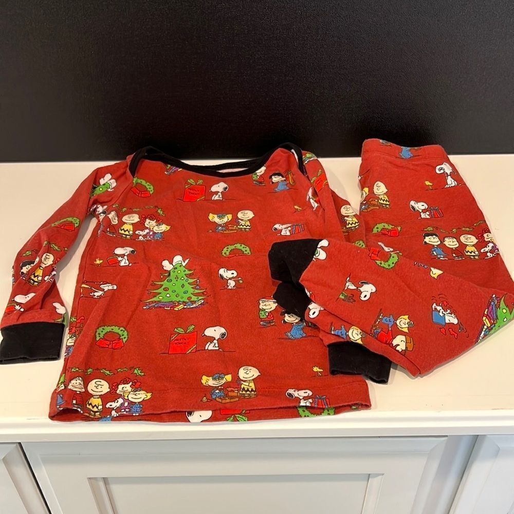Lot of 4 Holiday Pajama Sets - Picture 3 of 10